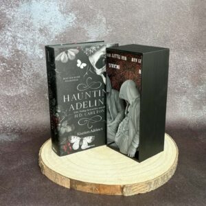 haunting adeline zade könyvtámasz