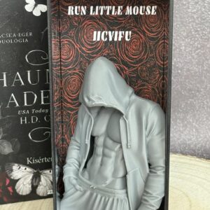 haunting adeline zade könyvtámasz